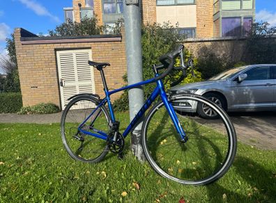 Giant Contend 2 Road Bike