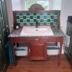 Antique vanity unit