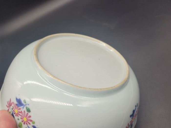 Chinese 18th / 19th Century Famille Rose Export Bowl
