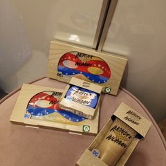 Wonder Woman beauty bundle from Boots