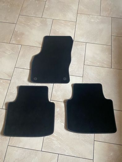 Genuine Skoda Superb Mats