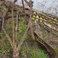 Single durrow plough