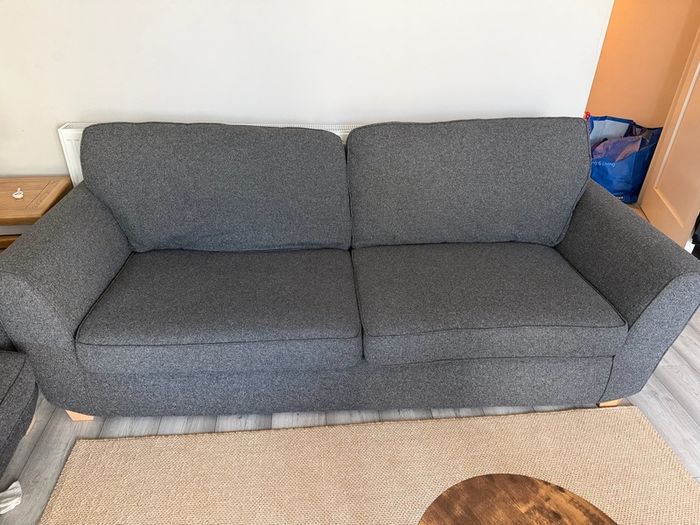 2 sofas