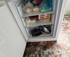build in fridge freezer