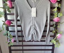 jumper Bnwt grey vneck long sleeve grey drawstring detail jumper m/l