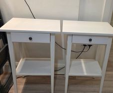 2 x Hemnes bedside table / lockers white