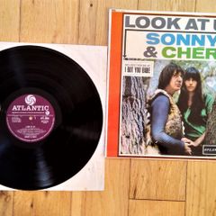 Sonny & Cher. Look at Us.Original P-1965.Atlantic Records.Excellent Cond.First Press