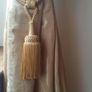 Heavy Curtains+ tie backs Image 4