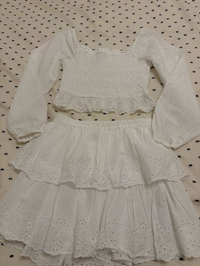 Girls clothes bundle age 9-10 yrs