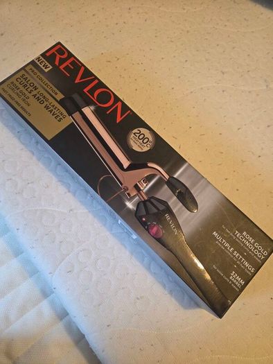 Revlon Rose Gold Curling Iron (32 mm)
