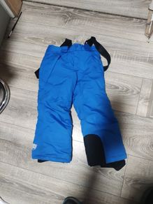 Ski Trousers age 2-4 still has tags