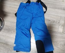 Ski Trousers age 2-4 still has tags