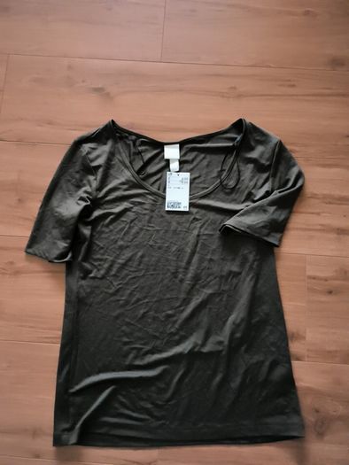 New H&M women top,size M, color khaki