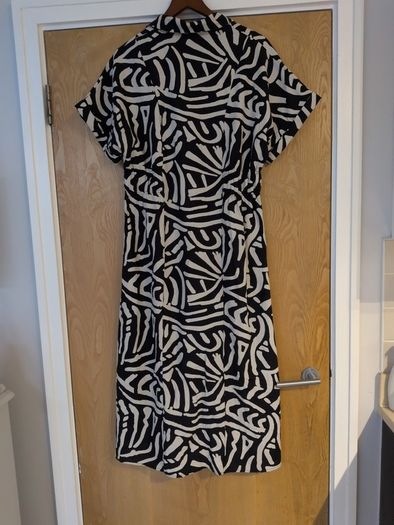 Primark Black/Biscuit  Dress.  S.14.