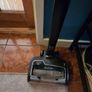 Shark DuoClean cordless vacuum cleaner with attachments Image 2