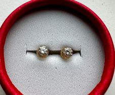 Lab grown diamond round stud earrings in 18k gold