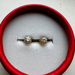 Lab grown diamond round stud earrings in 18k gold