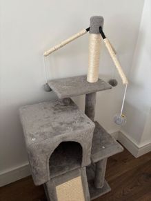 Cat tree tower scratching post