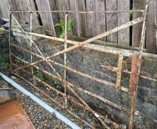 Old iron geat