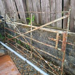 Old iron geat