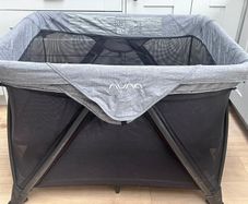 Nuna Sena Air Travel Cot