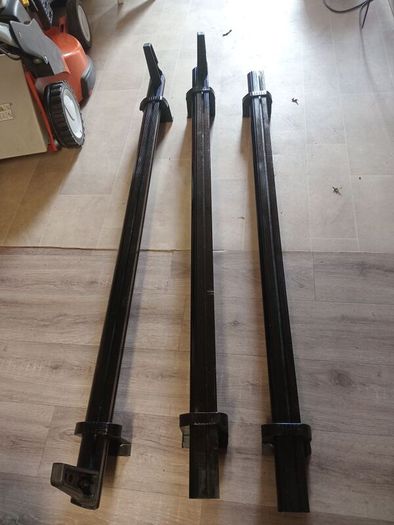 van guard roof bars