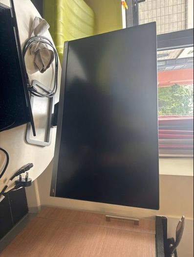 BenQ EW2780Q 27"QHD (1440p) IPS Monitor - Excellent condition