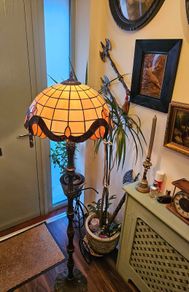 Vintage Tiffany style lamp