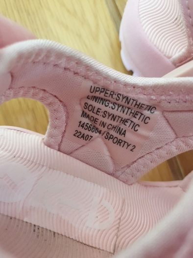 Girls pink sandals