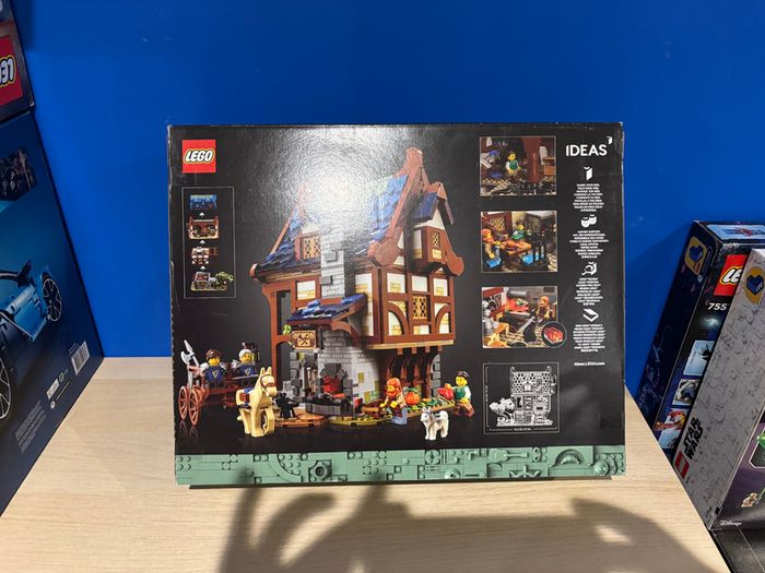 Lego 21325 Medieval Blacksmith - Brand New Sealed