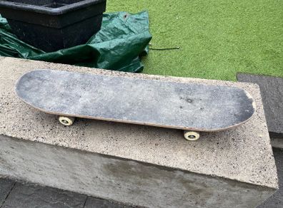 Skateboard
