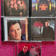 5 CDs like new.  The Vard Sisters, Anuna, Finbar Wright, Ronan Tynan