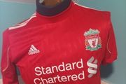 Liverpool home jersey 09/10
