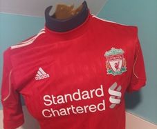 Liverpool home jersey 09/10