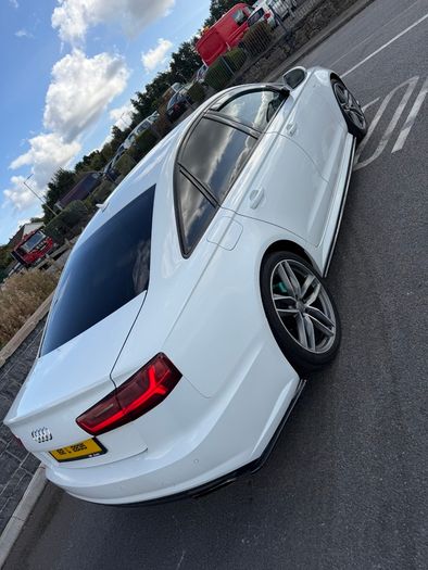2016 Audi A6 S-Line Black edition