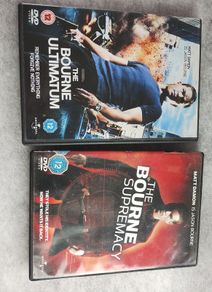 2 The Bourne series DVD's (26280)
