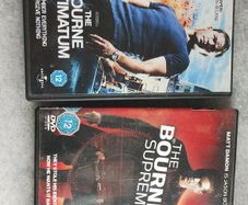 2 The Bourne series DVD's (26280)
