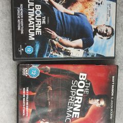 2 The Bourne series DVD's (26280)