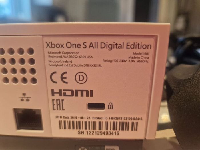 Xbox One S Digital Edition 1tb