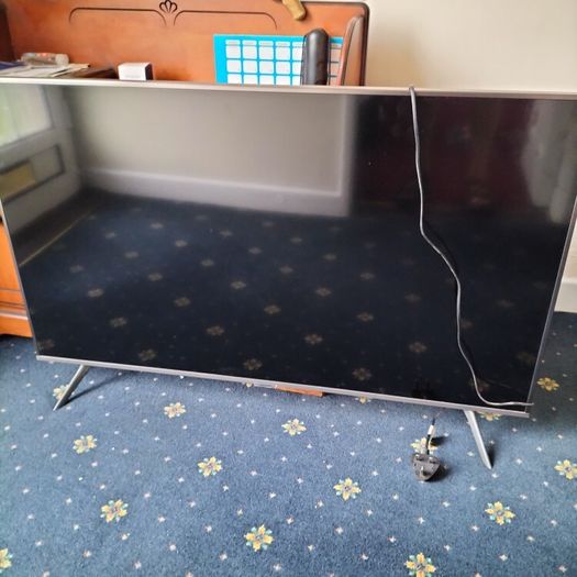 Samsung 43 inch TV