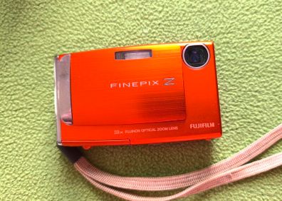FujiFilm FinePix Z10FD Digital Camera