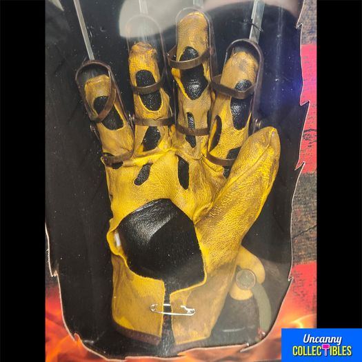 A Nightmare on Elm Street Freddy Krueger NECA Glove Prop Replica