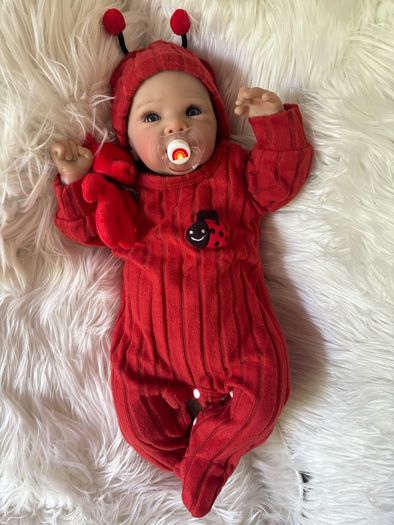 Reborns By Laura.  Introducing Bella Bug 4lb Reborn Doll. Welcome To View