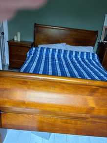 double sleigh bed and matching bedroom suite