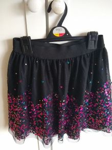 girls skirt