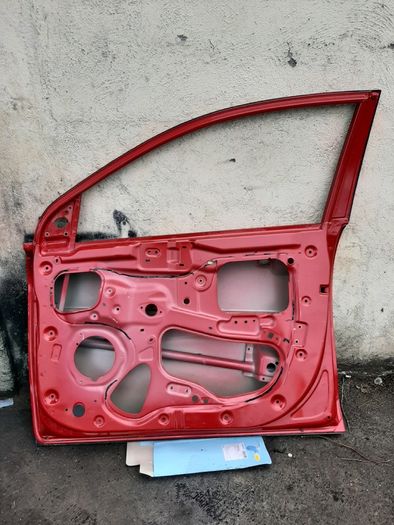 Kia Stonic YB Front Right Door