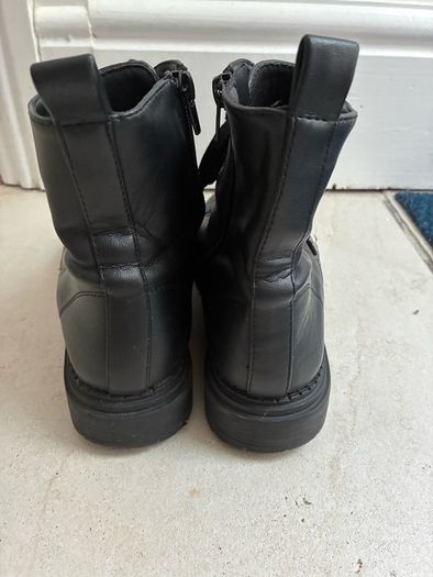 Woman boots