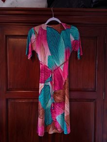 Lightweight viscose dress for work or play