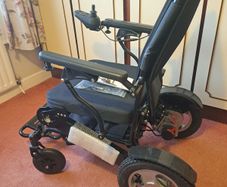 Electric wheelchair
