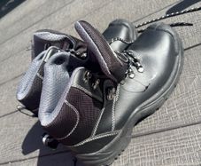 safety shoes